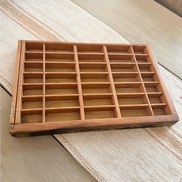 Vintage Wooden Printer's Tray - Picture 3 of 16